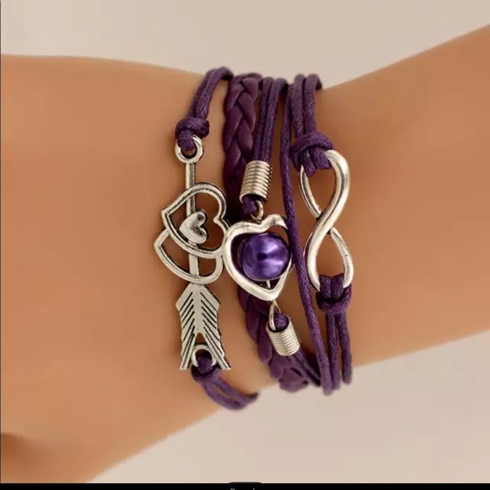 💙💙LEATHER PURPLE BRACELET W/HEART